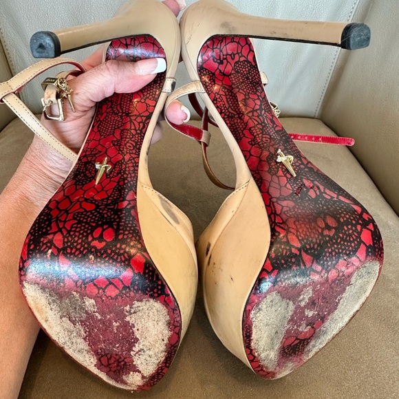 Cesare Paciotti Tan and Red Wedges - Picture 2 of 10